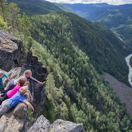 롯지 Groven & Hyttegrend